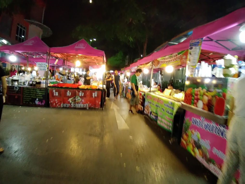 อุดรธานี แหล่งของกิน อิ่มทั้งวัน
